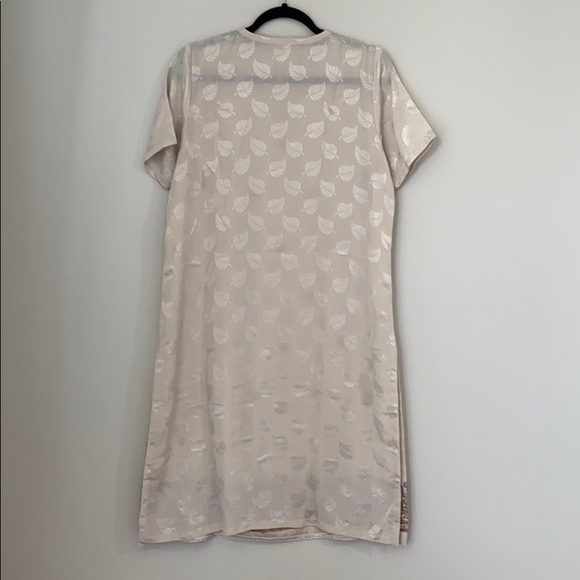 Pakistani women’s Shalwar kameez 3 piece Dress - Picture 3 of 8